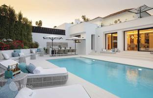 5-bedroom villa 748 m² in Nueva Andalucia for 5,500,000 €