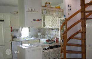 3-room villa in Poligiros for 400,000 €