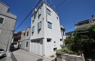 1-room house 97 m² in Kaštel Lukšić for 250,000 €