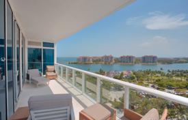 Elite apartment with ocean views in a residence on the first line of the beach, Miami Beach, Florida, USA for $2,550,000