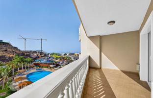2-bedroom apartment 98 m² in Los Gigantes for 460,000 €