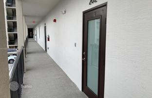 1-bedroom apartments in condo 69 m² in Doral for $395,000