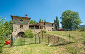 Renovated villa with a garden, Arezzo, Italy for 995,000 €