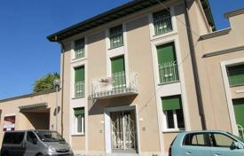 Five-room apartment in Viareggio, Tuscany, Italy for 600,000 €