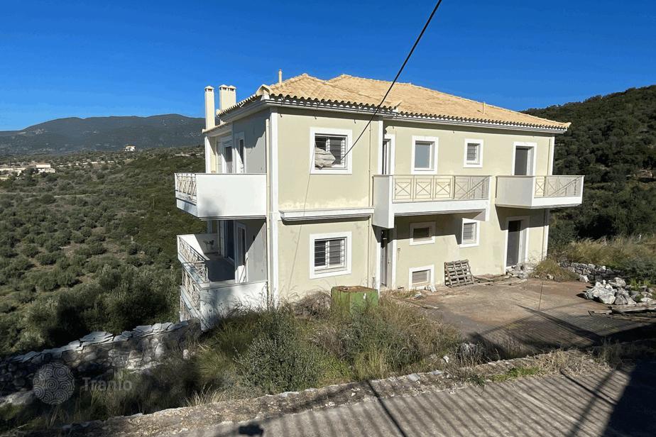 Villa for sale in Nafplio, Greece — listing 1940444