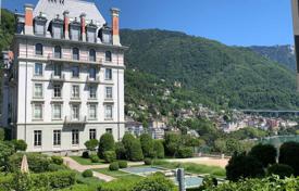 Magnificent 4.5 room apartment with panoramic lake view. Luxury real estate, former 5 star hotel. for 3,500,000 €