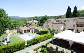 Luxury resort for sale in Tuscany for 3,500,000 €