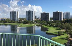 Design ”turnkey“ apartment overlooking the ocean and golf course in Aventura, Florida, USA for 773,000 €