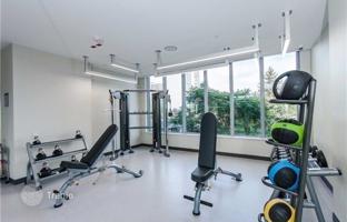 5-bedroom apartment in Church Street for C$850,000