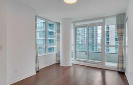 Apartment – Bay Street, Old Toronto, Toronto,  Ontario,   Canada for C$705,000