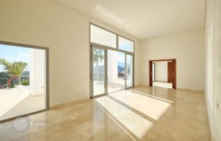 4-bedroom villa 288 m² in Benahavis for 2,000,000 €