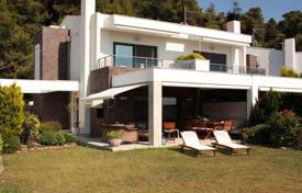 Comfortable villa in perfect condition at 50 meters from the beach, Kassandra, Greece for 700,000 €