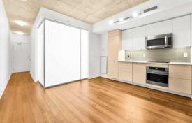 Apartment – Simcoe Street, Old Toronto, Toronto,  Ontario,   Canada for C$781,000