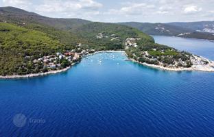 Land plot 1,220 m² in Raša for 450,000 €