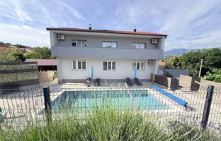 5-bedroom house 350 m² in Primorje-Gorski Kotar County for 850,000 €
