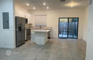 3-bedroom townhouse 123 m² in North Miami Beach for $495,000