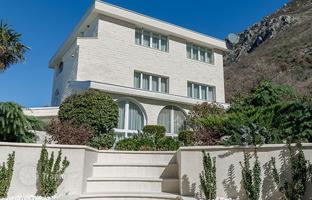 5-bedroom villa 410 m² in Blizikuće for 3,500,000 €