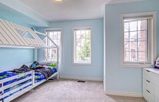 7-bedroom townhouse in North York for C$1,210,000