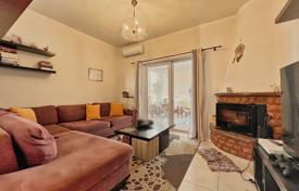 Three-bedroom bright apartment in the center of Nafplio, Peloponnese, Greece for 260,000 €