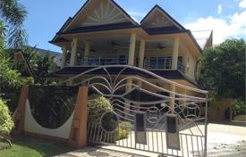 Spacious villa in a gated community just 400 meters from Rawai beach for 3,350 € per week