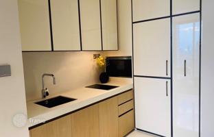 1-bedroom apartments in condo in Khlong Toei for $413,000