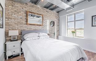 4-bedroom apartment in Dundas Street East for C$873,000