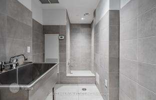 4-bedroom apartment in Front Street East for C$1,210,000