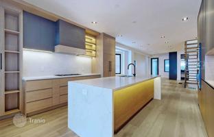 4-bedroom townhouse in Old Toronto for 1,657,000 €