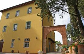 Prestigious villa for sale in Chiusi, Siena, Tuscany for 3,500,000 €