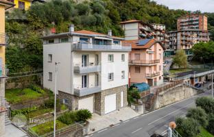 Beautiful villa with stunning views of Lake Iseo in Castro, Italy for 790,000 €