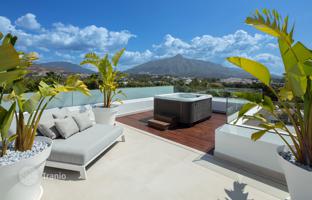 5-bedroom villa 556 m² in Nueva Andalucia for 4,195,000 €