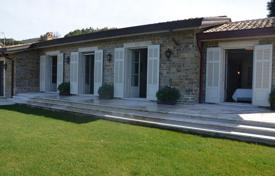 Villa at the seaside in Castiglione della Pescaia, Tuscany for 2,700,000 €