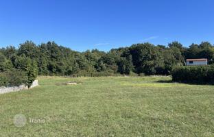 Land plot 2,138 m² in Labin for 136,000 €
