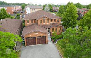 12-bedroom house in Scarborough for C$1,944,000