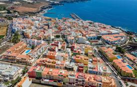 New apartment with a storage room in Playa San Juan, Tenerife, Spain for 290,000 €