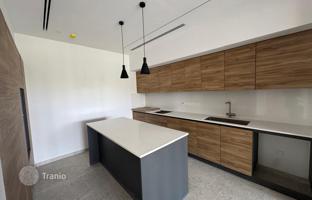 2-bedroom apartment 212 m² in Agios Tychonas for 1,111,000 €