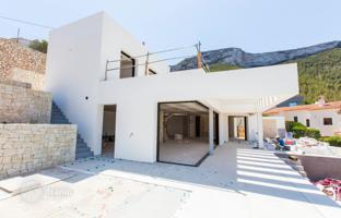 4-bedroom cottage 294 m² in Denia for 1,550,000 €