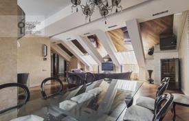 4-bedrooms apartment 250 m² in district Yakimanka, Russia for 112,000 ₽ per week