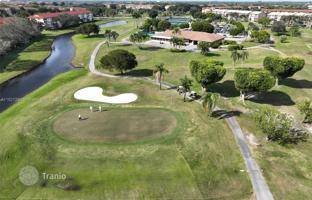 2-bedroom apartments in condo 111 m² in Pembroke Pines for $305,000