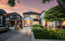 Townhome – Old Toronto, Toronto, Ontario,  Canada for C$2,239,000