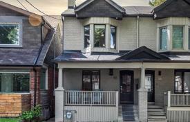 Terraced house – Old Toronto, Toronto, Ontario,  Canada for 1,480,000 €