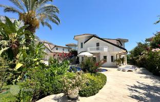 3-bedroom villa 220 m² in Kemer for 24,988,000 TRY