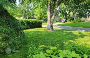 9-bedroom house in Scarborough for C$1,293,000