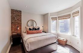 Terraced house – Shaw Street, Old Toronto, Toronto,  Ontario,   Canada for C$2,417,000
