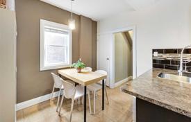 Apartment – Woodbine Avenue, Toronto, Ontario,  Canada for C$2,461,000