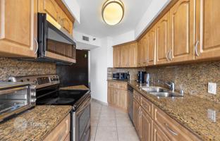 2-bedroom apartments in condo 110 m² in Yacht Club Drive for $585,000