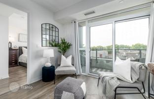5-bedroom apartment in East York for C$824,000