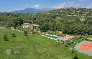 8-bedroom villa in La Colle-sur-Loup for 14,900,000 €
