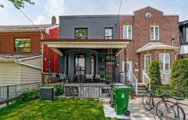 Terraced house – Lisgar Street, Old Toronto, Toronto,  Ontario,   Canada for C$1,822,000