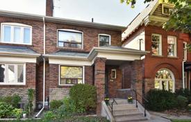 Terraced house – Euclid Avenue, Toronto, Ontario,  Canada for C$2,268,000